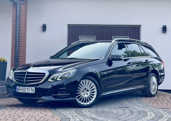 Mercedes-Benz Klasa E cena 64999 przebieg: 190500, rok produkcji 2013 z Radom małe 781